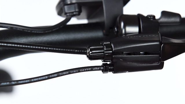14__Remove-Left-Brake_Cable_1.gif