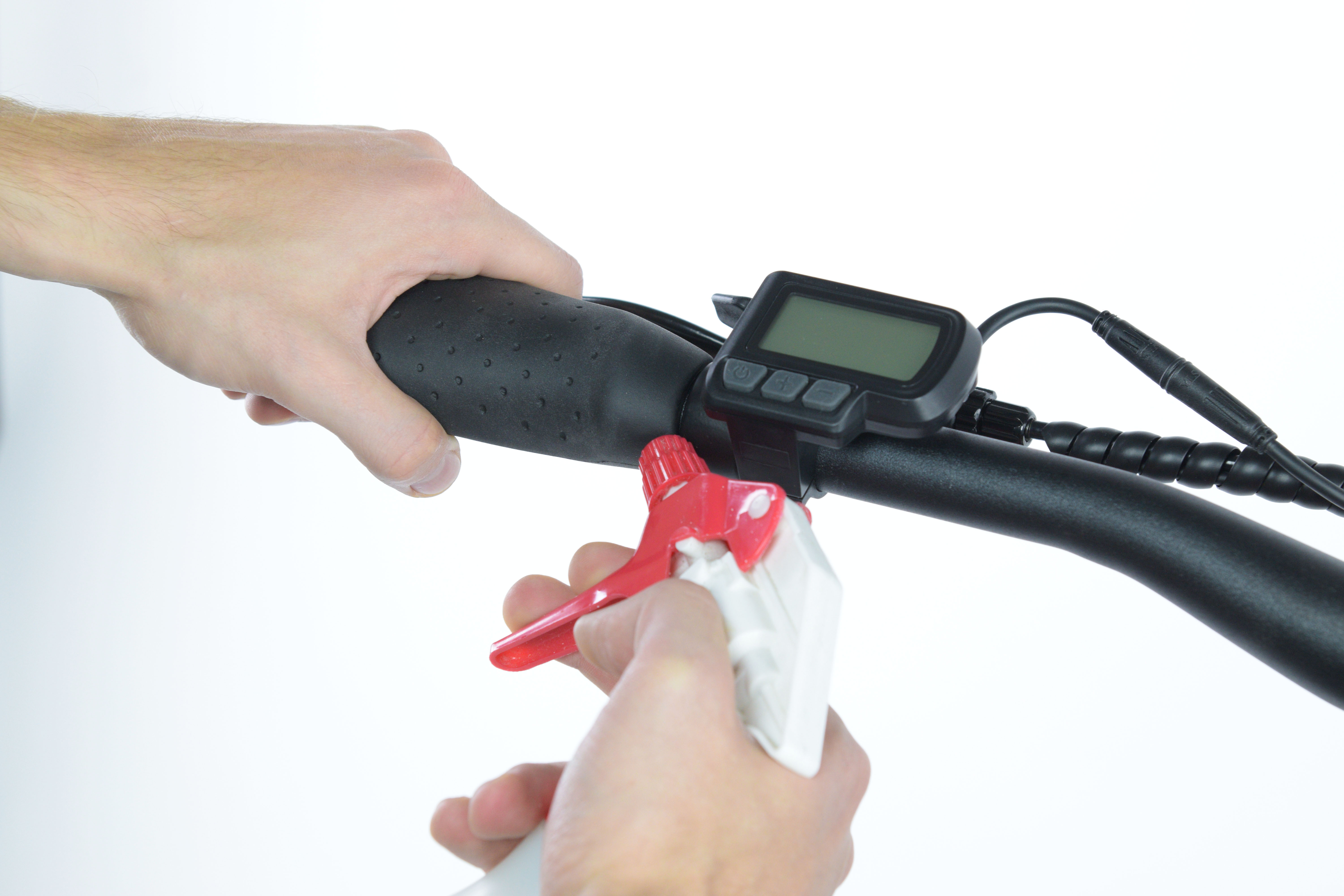 7.1__Remove-Left-Grip-Alc.jpg
