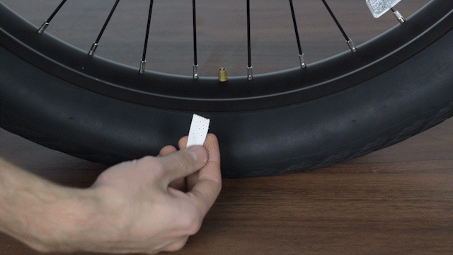 8__Mark-Tire-With-Tape.gif